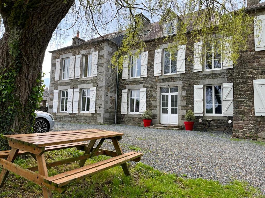 La Maison Des Amis En Normandie Pontfarcy Luaran gambar